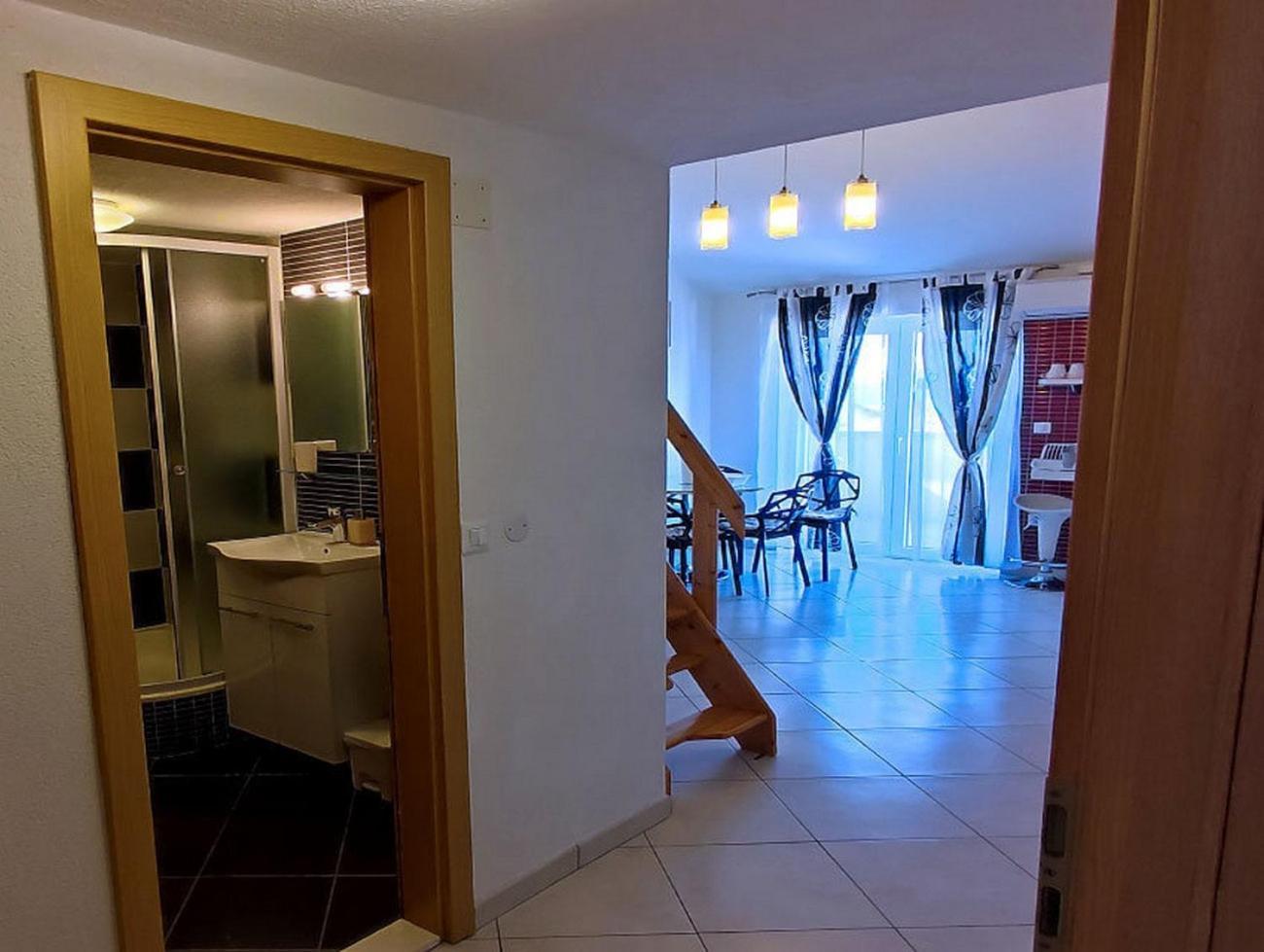 Apartments And Rooms By The Sea Tucepi, Makarska - 6058 Экстерьер фото